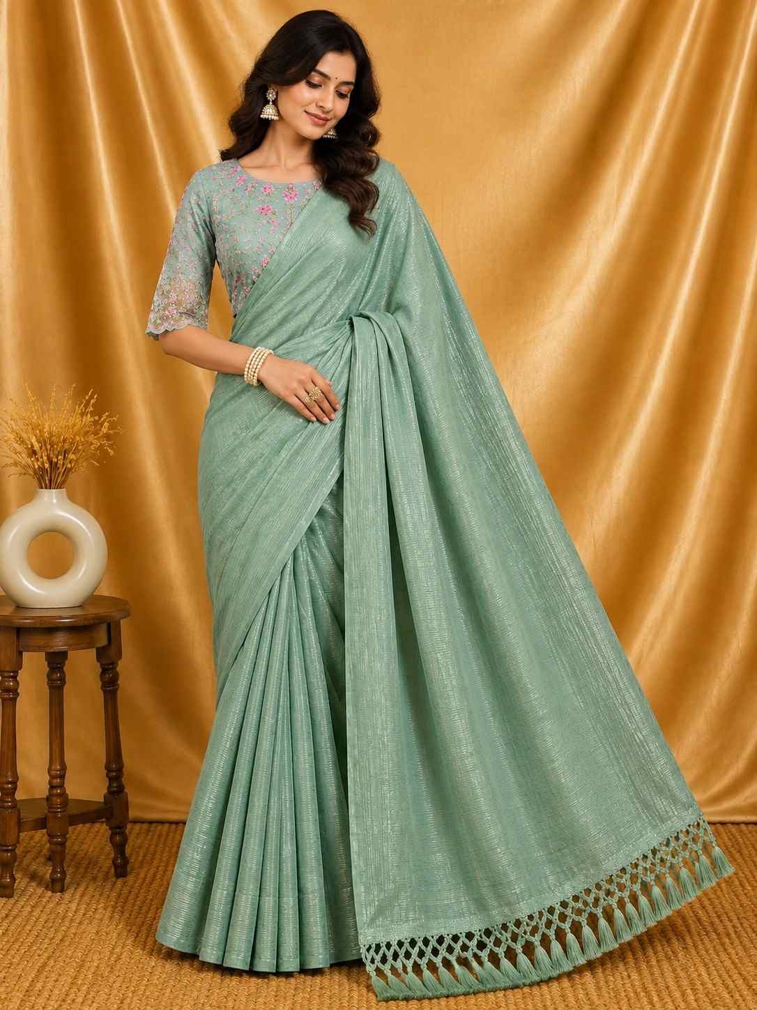 Shimmer Saree - Image 4